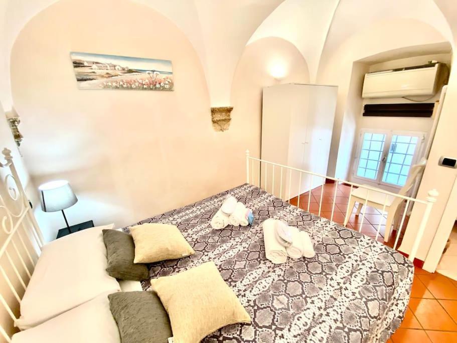 Vacanze Romane Al Portico D'Ottavia Екстериор снимка