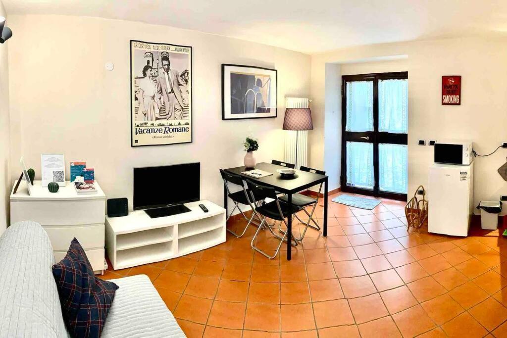 Vacanze Romane Al Portico D'Ottavia Екстериор снимка