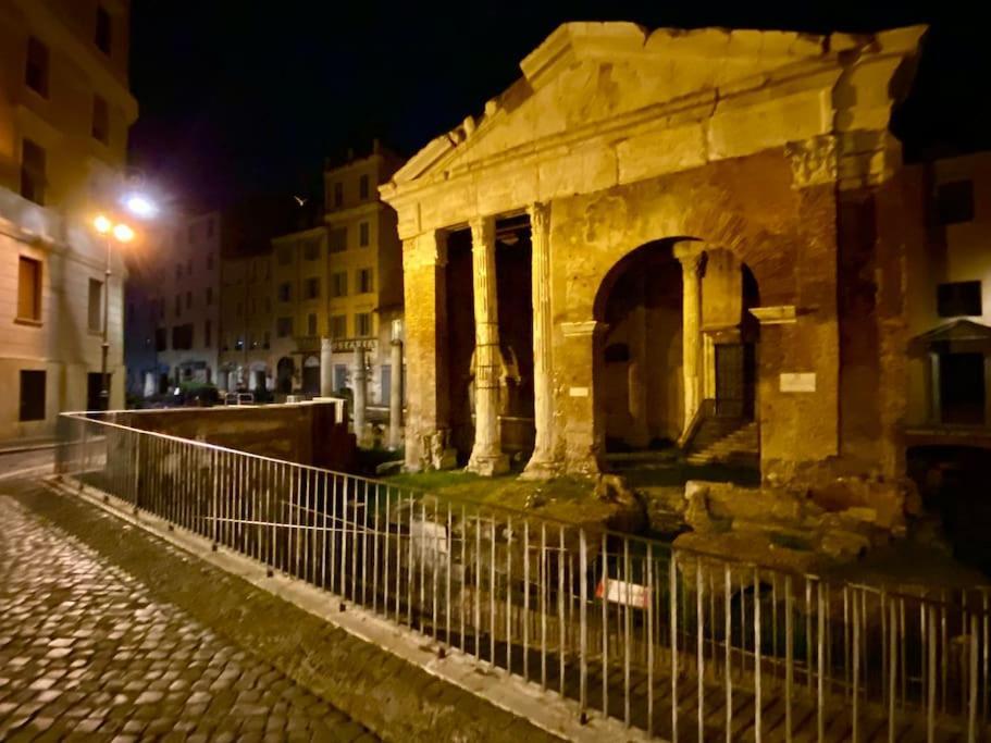 Vacanze Romane Al Portico D'Ottavia Екстериор снимка